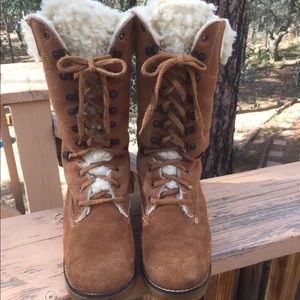 Thom McAn Suede Boots